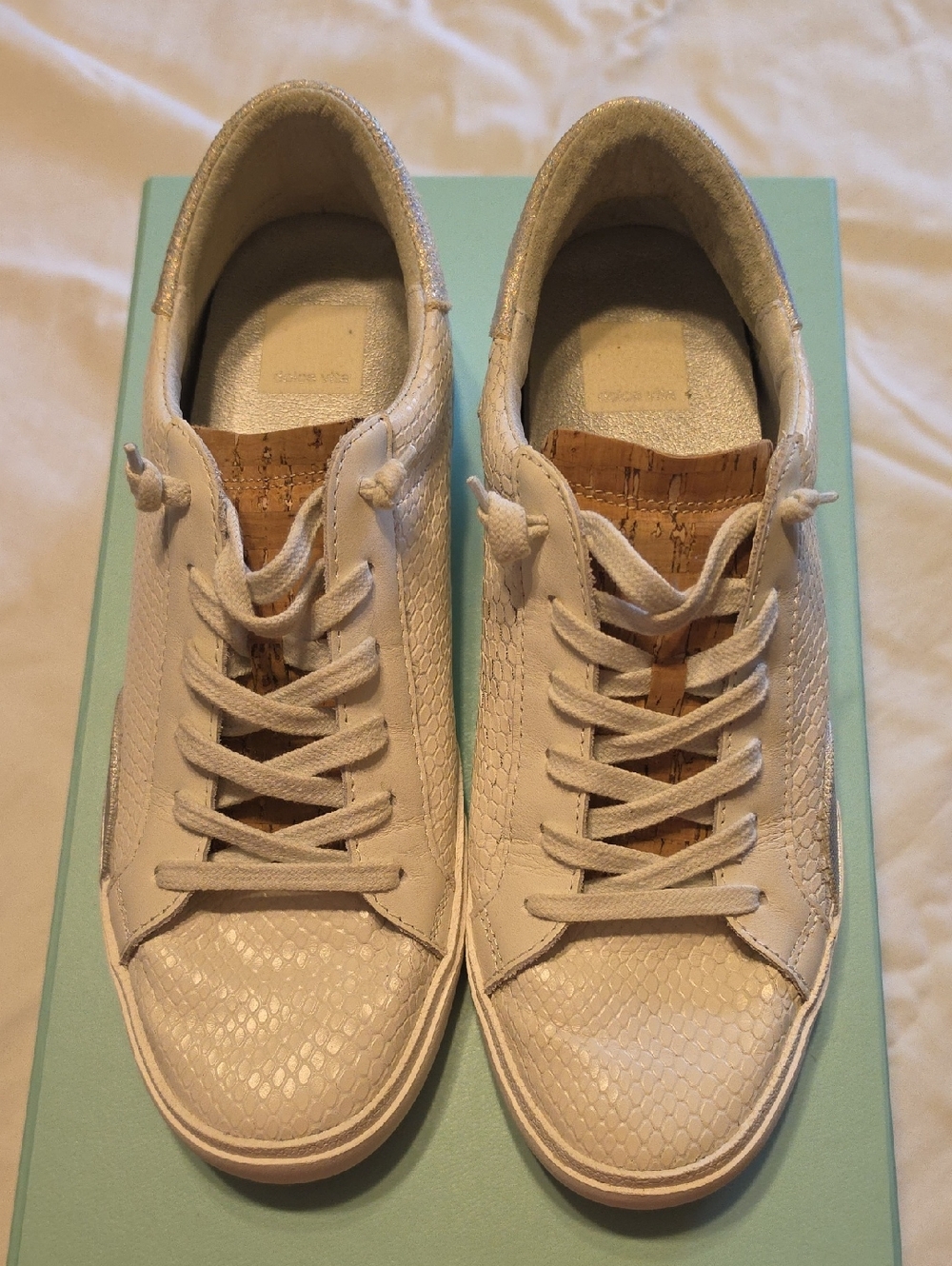 Dolce Vita Zina Cream And Silver /Textured Lace-Up Sneakers